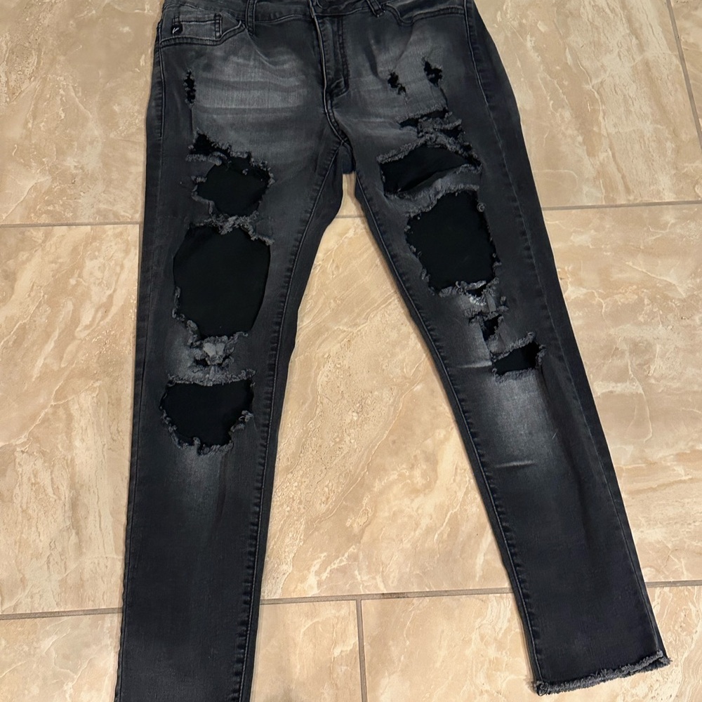 Langan women’s Black heavily Distressed Ripped Jeans size 11 29